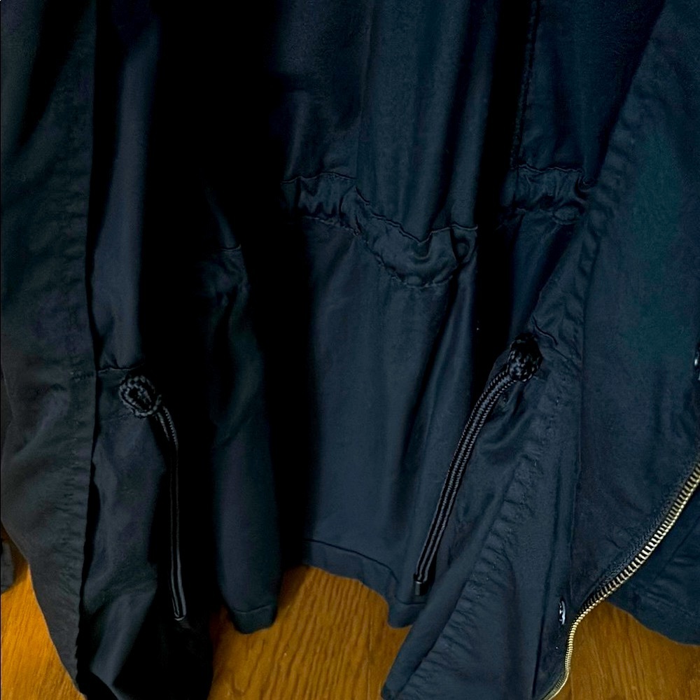 Black Jacket - Picture 6 of 6